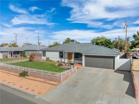 Tiny photo for 44140 Lightwood Ave, Lancaster, CA 93534 (MLS # SR25248846)