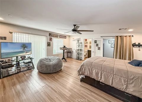 Tiny photo for 26707 Lexington Lane, Saugus, CA 91350 (MLS # SR25271889)