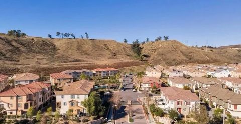 Tiny photo for 26707 Lexington Lane, Saugus, CA 91350 (MLS # SR25271889)