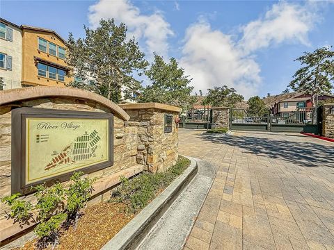 Tiny photo for 26707 Lexington Lane, Saugus, CA 91350 (MLS # SR25271889)