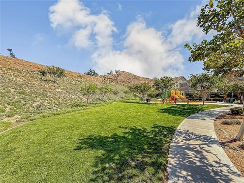 Tiny photo for 26707 Lexington Lane, Saugus, CA 91350 (MLS # SR25271889)
