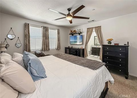 Tiny photo for 26707 Lexington Lane, Saugus, CA 91350 (MLS # SR25271889)