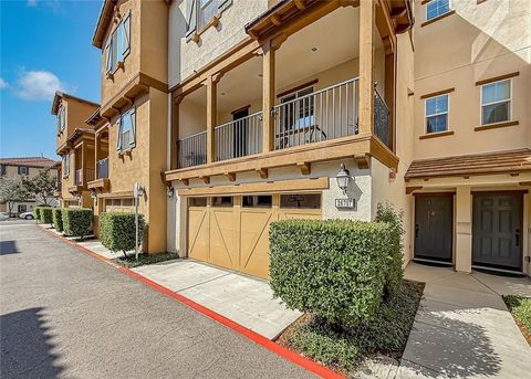 Tiny photo for 26707 Lexington Lane, Saugus, CA 91350 (MLS # SR25271889)