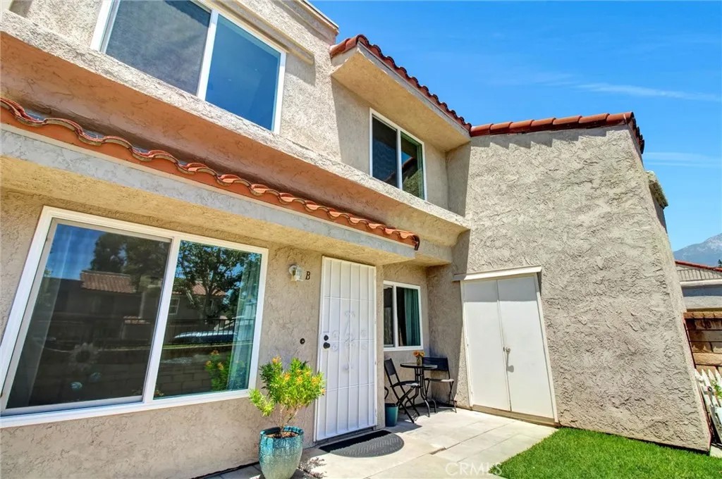 6948 Doheny B