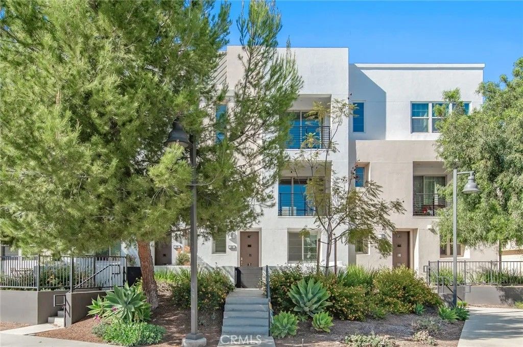 Photo of 180 Harringay, Irvine, CA 92618 (MLS # OC26061870)