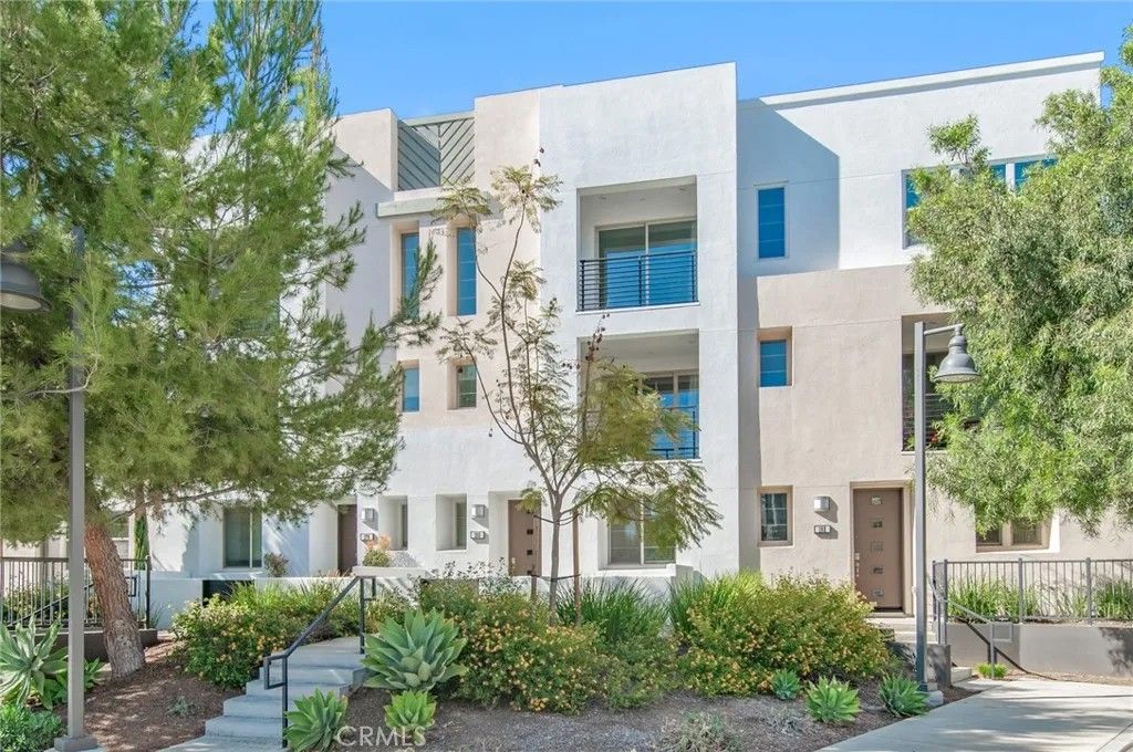 Photo of 180 Harringay, Irvine, CA 92618 (MLS # OC26061870)
