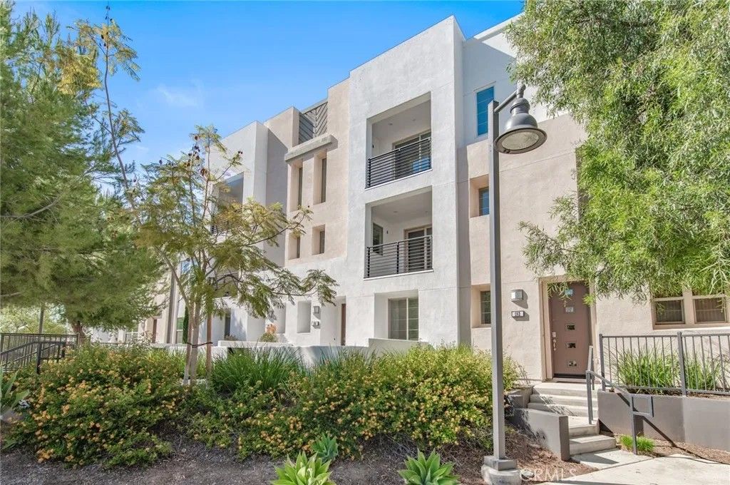 Photo of 180 Harringay, Irvine, CA 92618 (MLS # OC26061870)