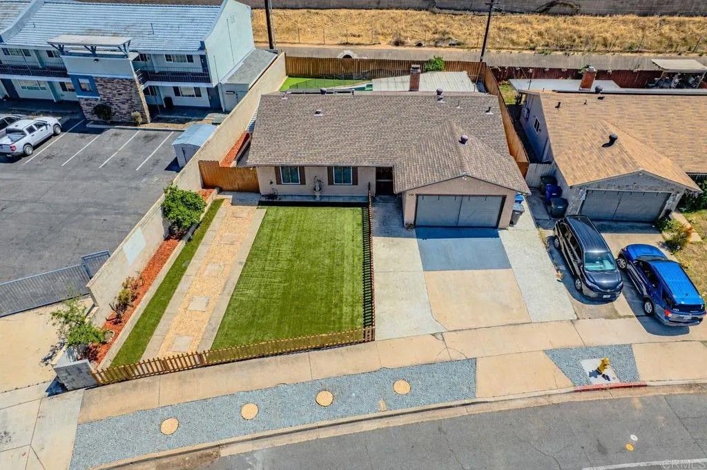 Photo of 773 Sandalwood Dr, El Cajon, CA 92021 (MLS # PTP2603670)