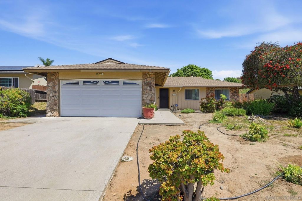 Photo of 1580 Bitterroot Court, San Marcos, CA 92069 (MLS # 260008114)