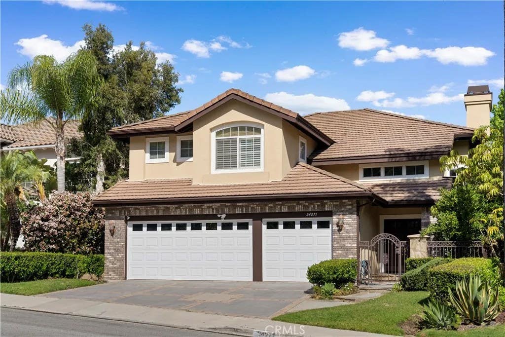 Photo of 24271 Rue De Gauguin, Laguna Niguel, CA 92677 (MLS # OC26137468)