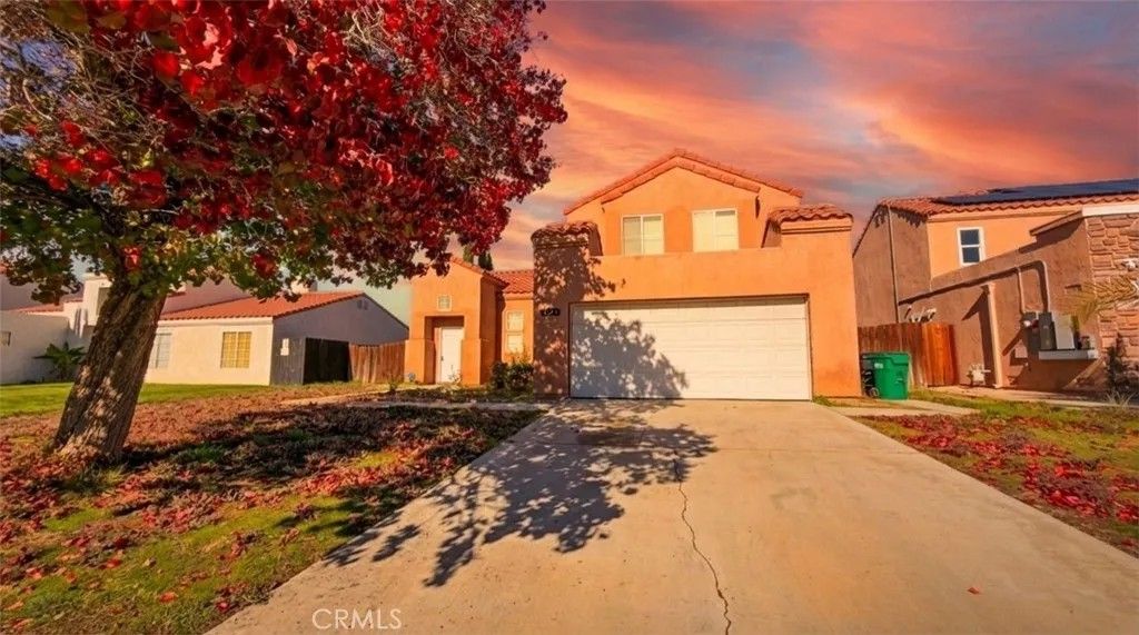 Photo of 3723 Hollowglen Dr, Palmdale, CA 93550 (MLS # PW25273045)
