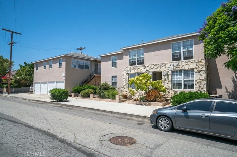 927 Belmont Avenue