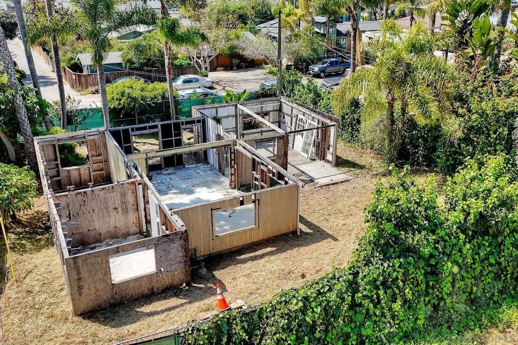 Photo of 569-73 Hermes Ave, Encinitas, CA 92024 (MLS # 260006693)