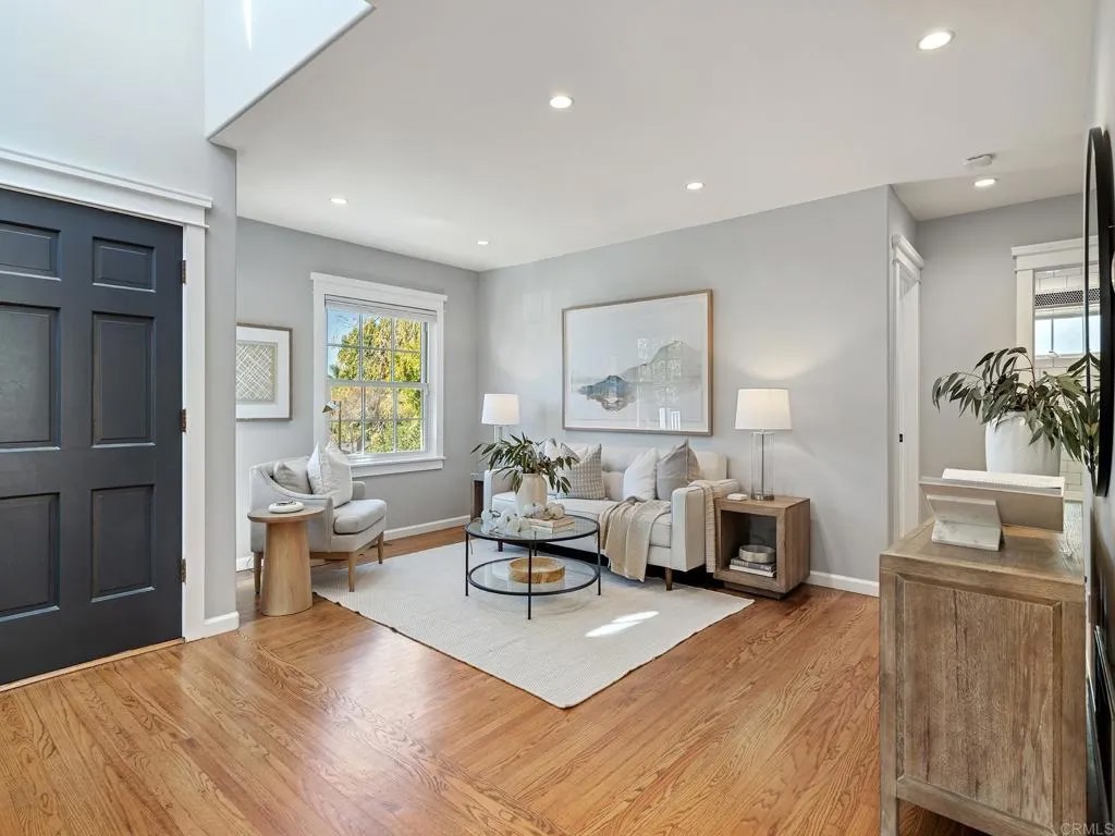 5641 La Jolla Hermosa Avenue