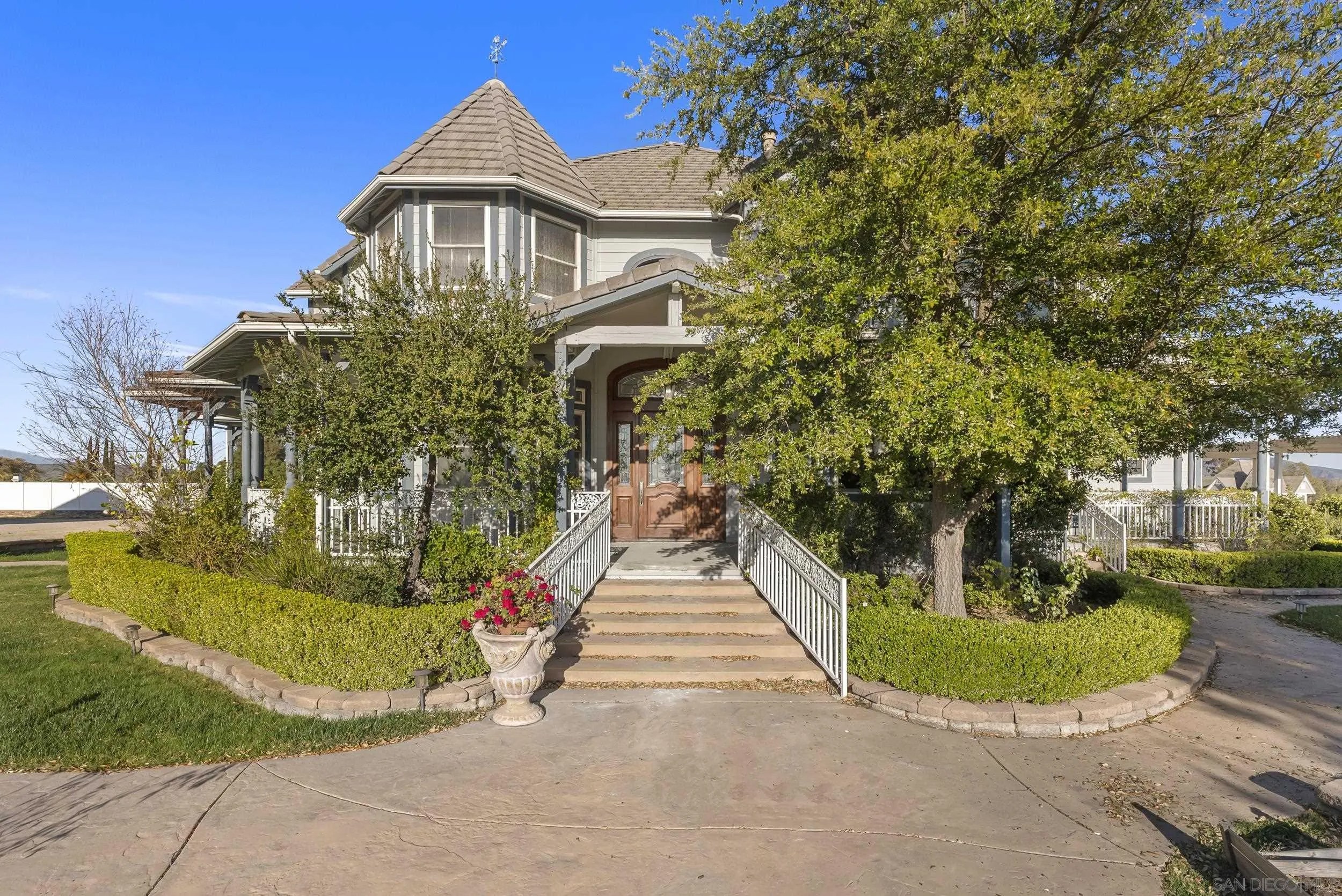 39650 Patagonia Court