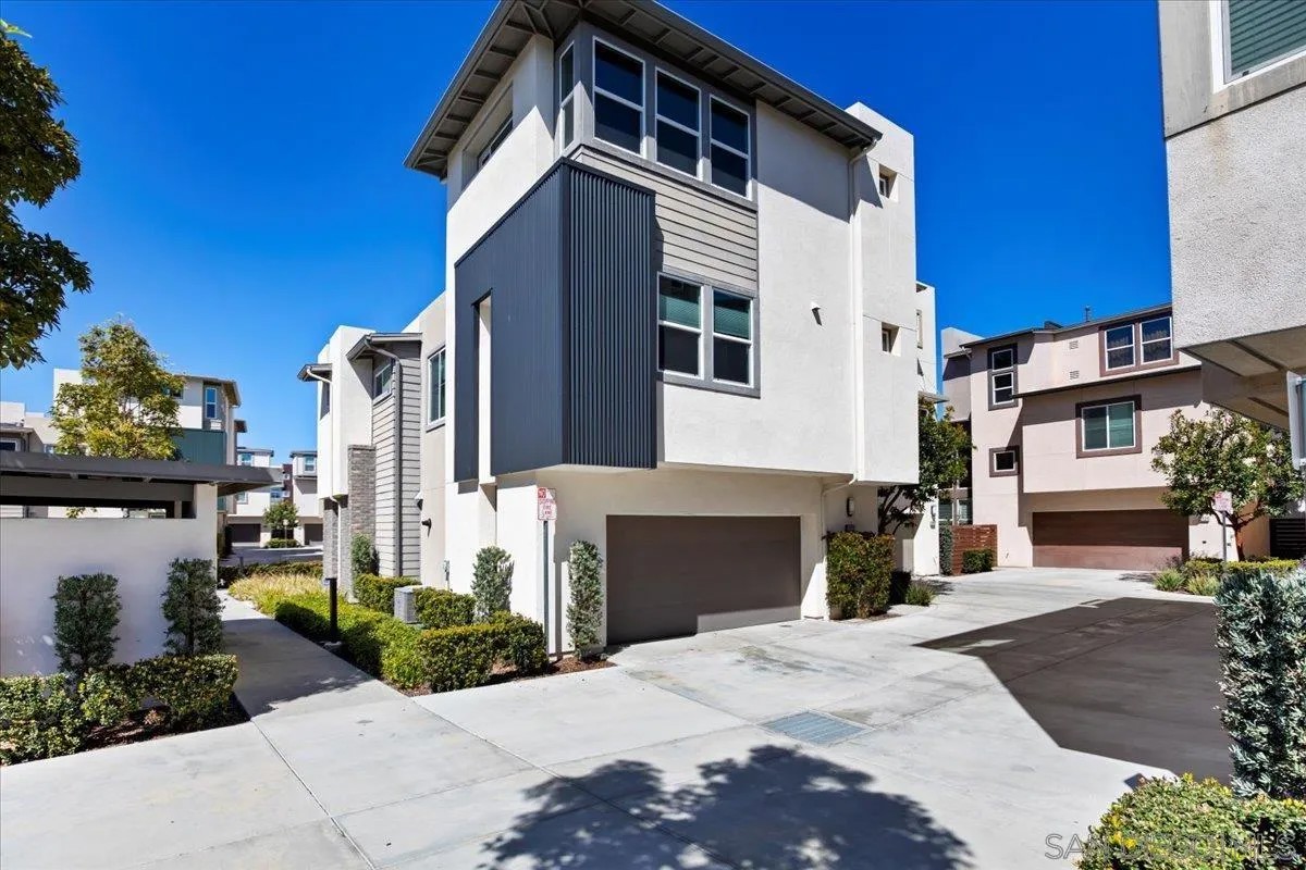 2123 Element Way