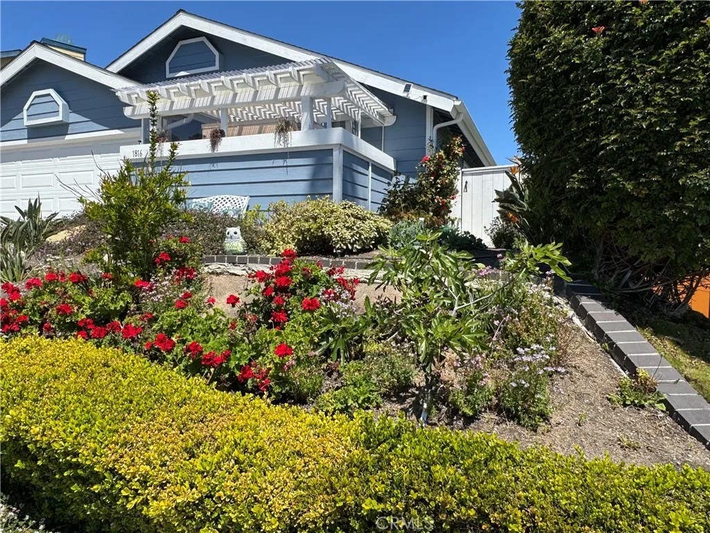 Photo of 1816 E Pointe Ave, Carlsbad, CA 92008 (MLS # OC26184675)