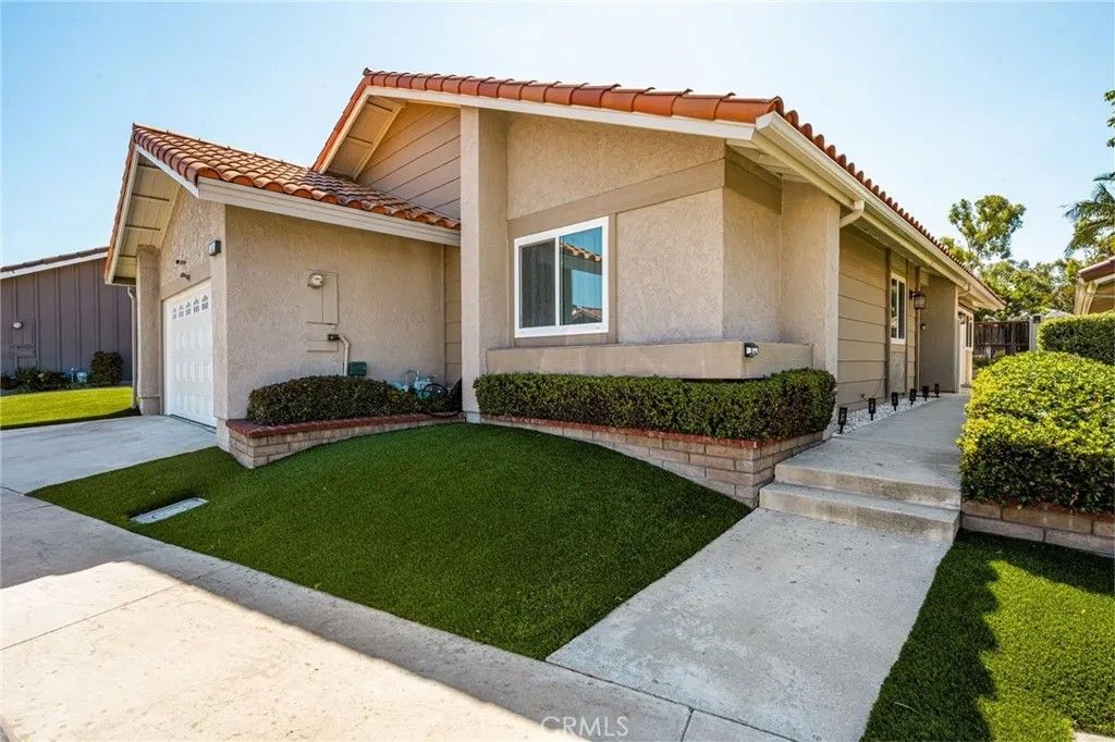 Photo of 33 Richmond, Irvine, CA 92620 (MLS # PW26131340)
