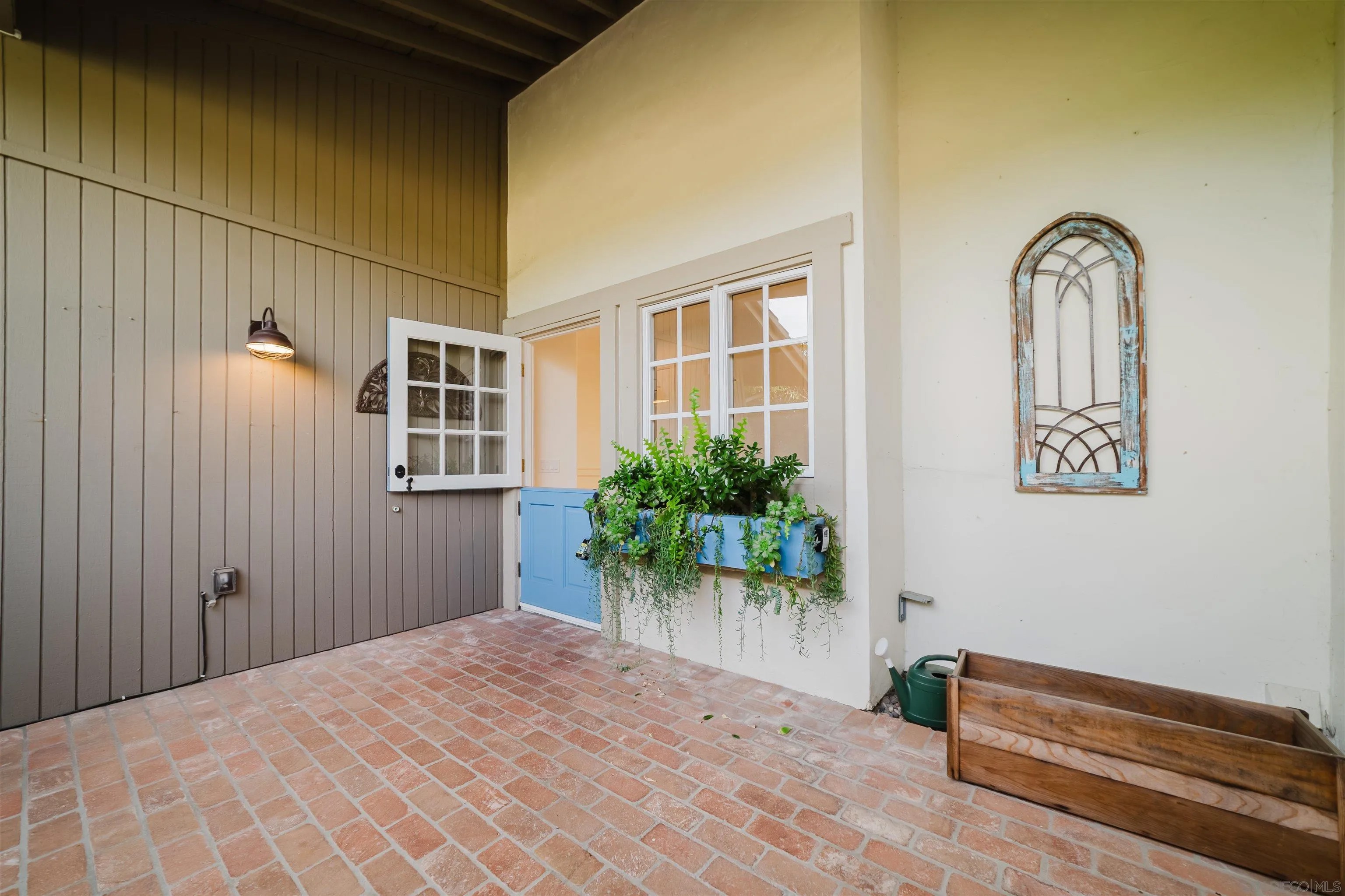 139 Sinaloa Court