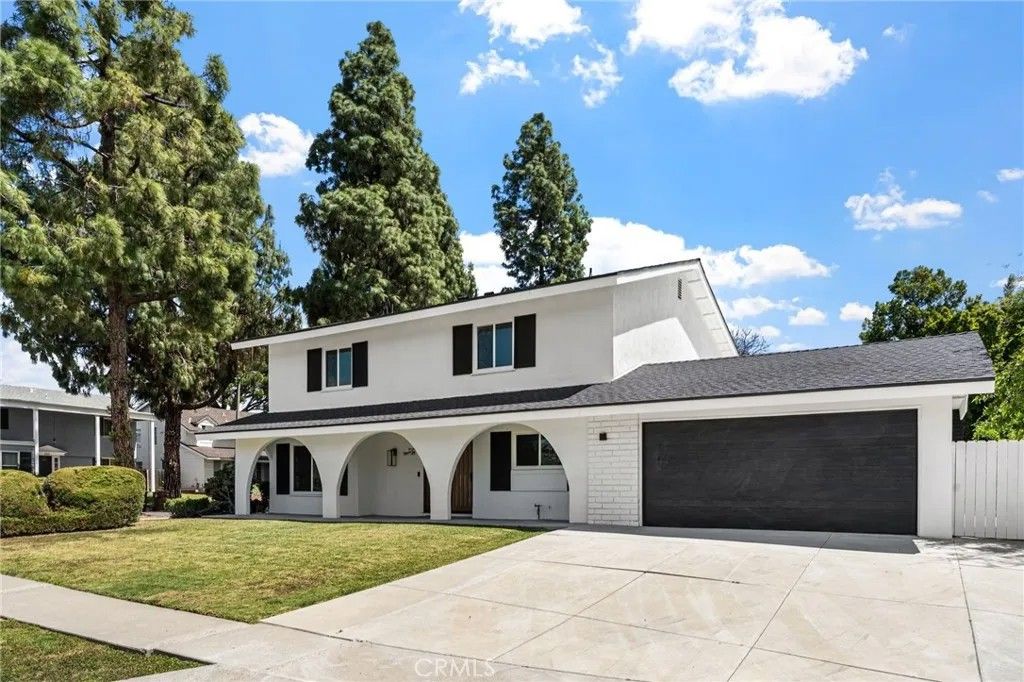 Photo of 1516 Sunset Ln, Fullerton, CA 92833 (MLS # PW26091390)