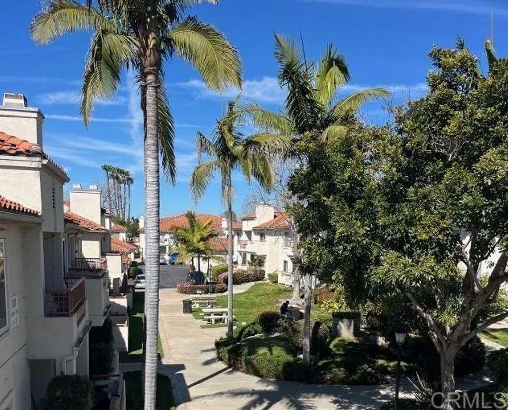 Photo of 310 ISTHMUS Way #17, Oceanside, CA 92058 (MLS # NDP2601839)
