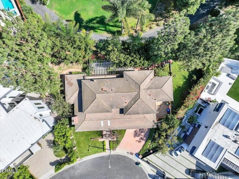 11923 Brentwood Grove Drive