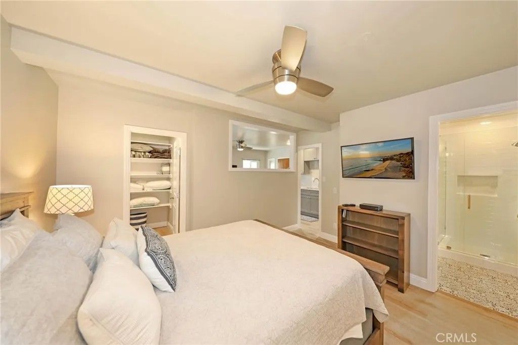 Photo of 327 3rd St #R, Laguna Beach, CA 92651 (MLS # LG26006600)