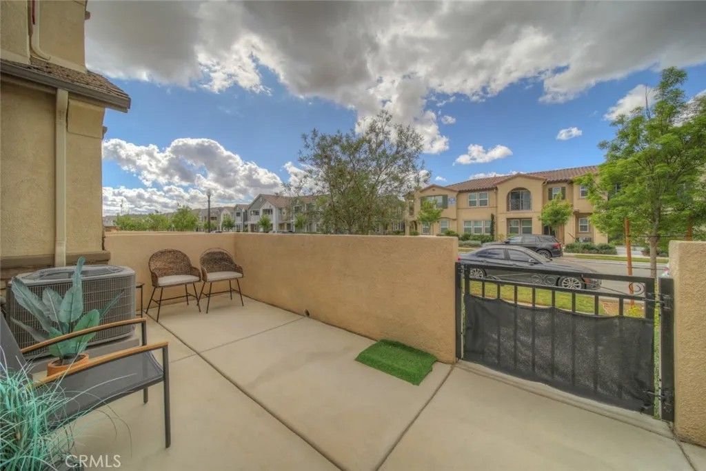 Photo of 3981 E Huntington St, Ontario, CA 91761 (MLS # TR26078361)