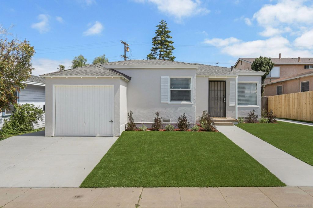 Photo of 4614-4616 Larkspur St, San Diego, CA 92107 (MLS # 260002752)