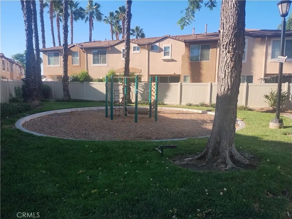 30407 Pelican