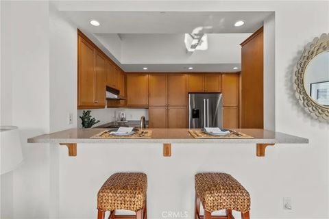 Tiny photo for 201 E Angeleno Ave #426, Burbank, CA 91502 (MLS # SR25246566)