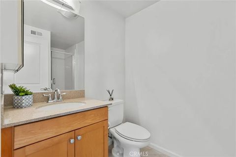 Tiny photo for 201 E Angeleno Ave #426, Burbank, CA 91502 (MLS # SR25246566)