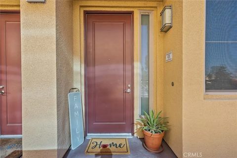Tiny photo for 201 E Angeleno Ave #426, Burbank, CA 91502 (MLS # SR25246566)