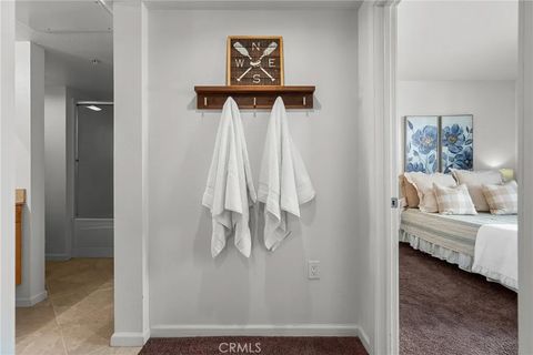 Tiny photo for 201 E Angeleno Ave #426, Burbank, CA 91502 (MLS # SR25246566)