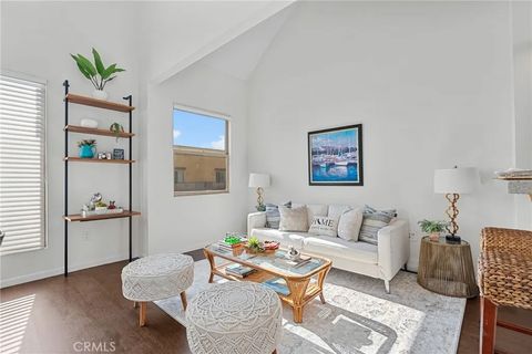 Tiny photo for 201 E Angeleno Ave #426, Burbank, CA 91502 (MLS # SR25246566)
