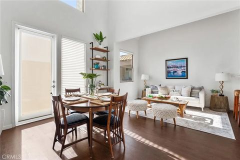 Tiny photo for 201 E Angeleno Ave #426, Burbank, CA 91502 (MLS # SR25246566)