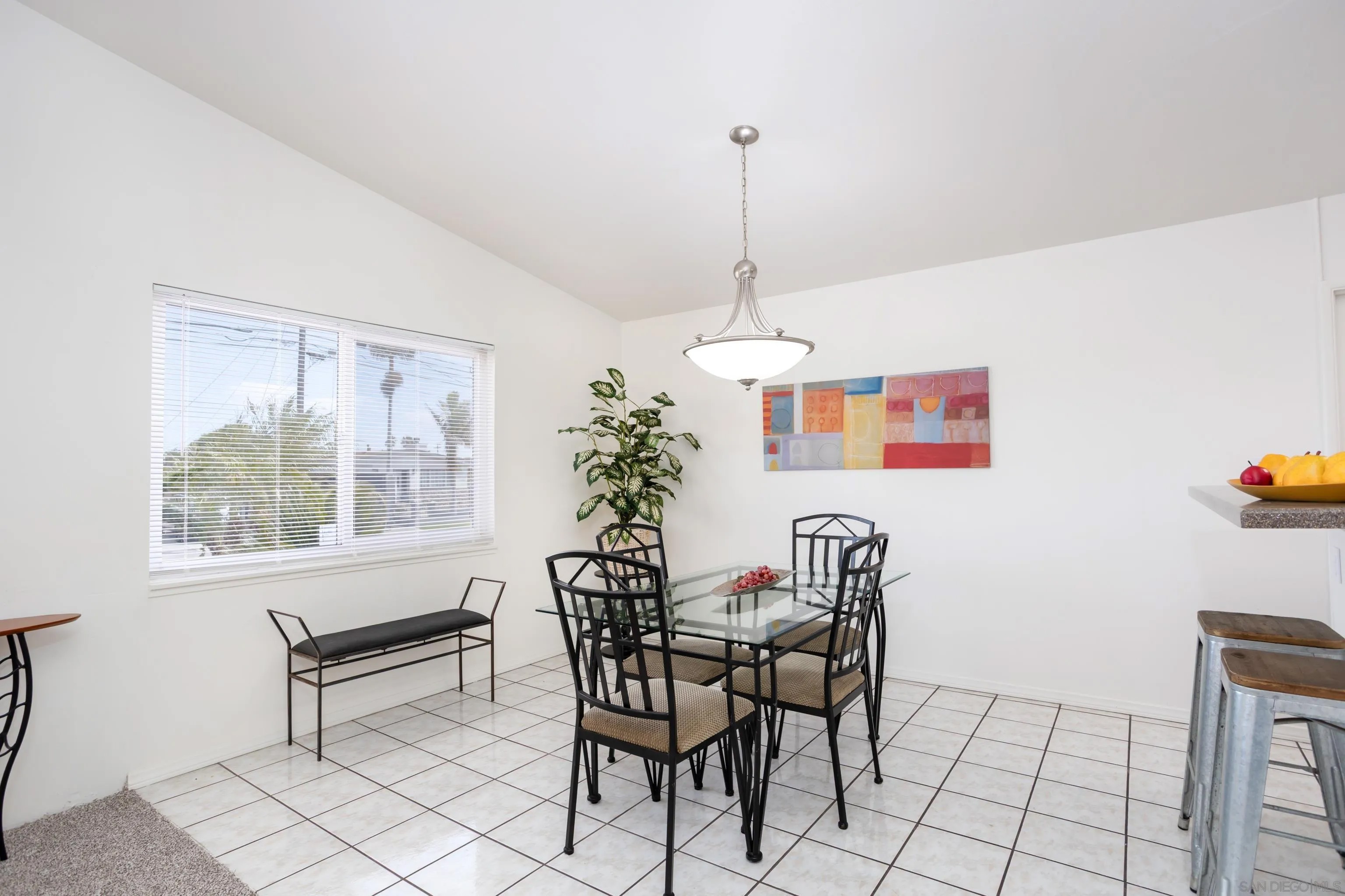 2223 Ilex