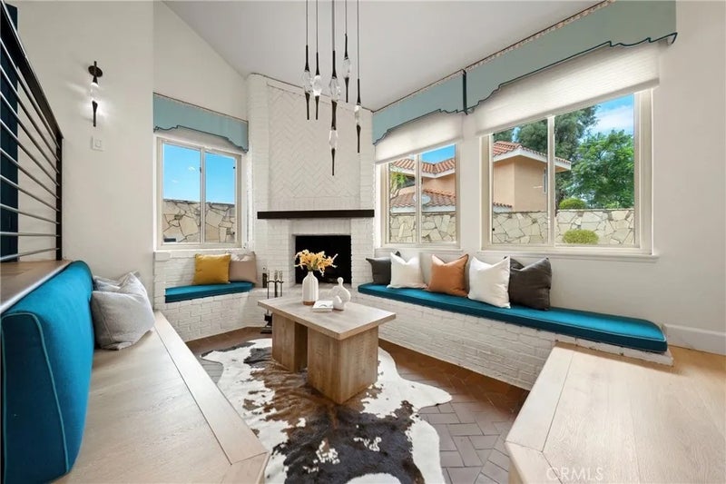 34 Mesa Ridge Drive