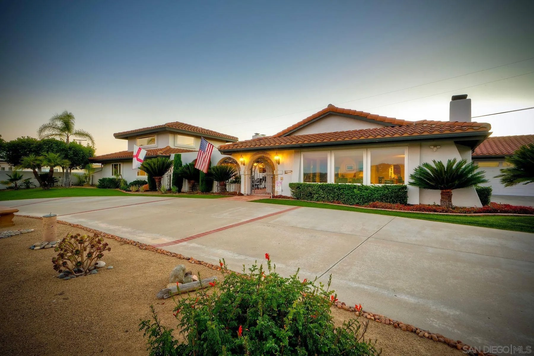 2064 Santa Margarita Dr.