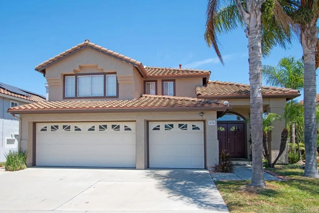 838 Mosaic Circle