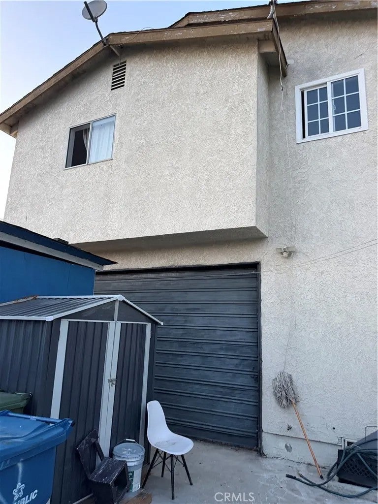 536 E 67th
