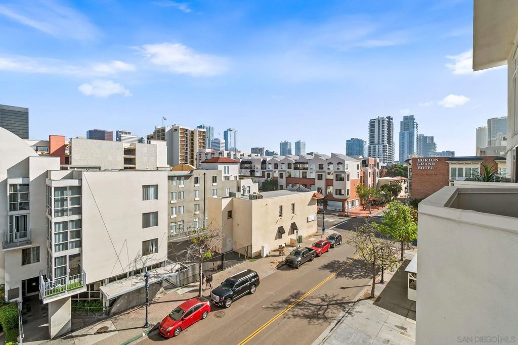 Photo of 221 Island Ave #503, San Diego, CA 92101 (MLS # 260009336)