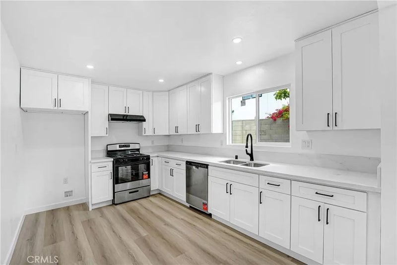 13260 Winfield
