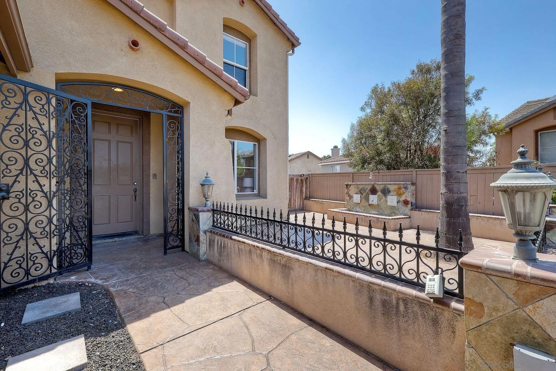650 Quilalang Ct