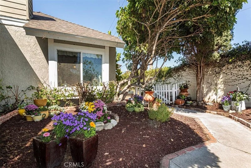 24 Riverstone