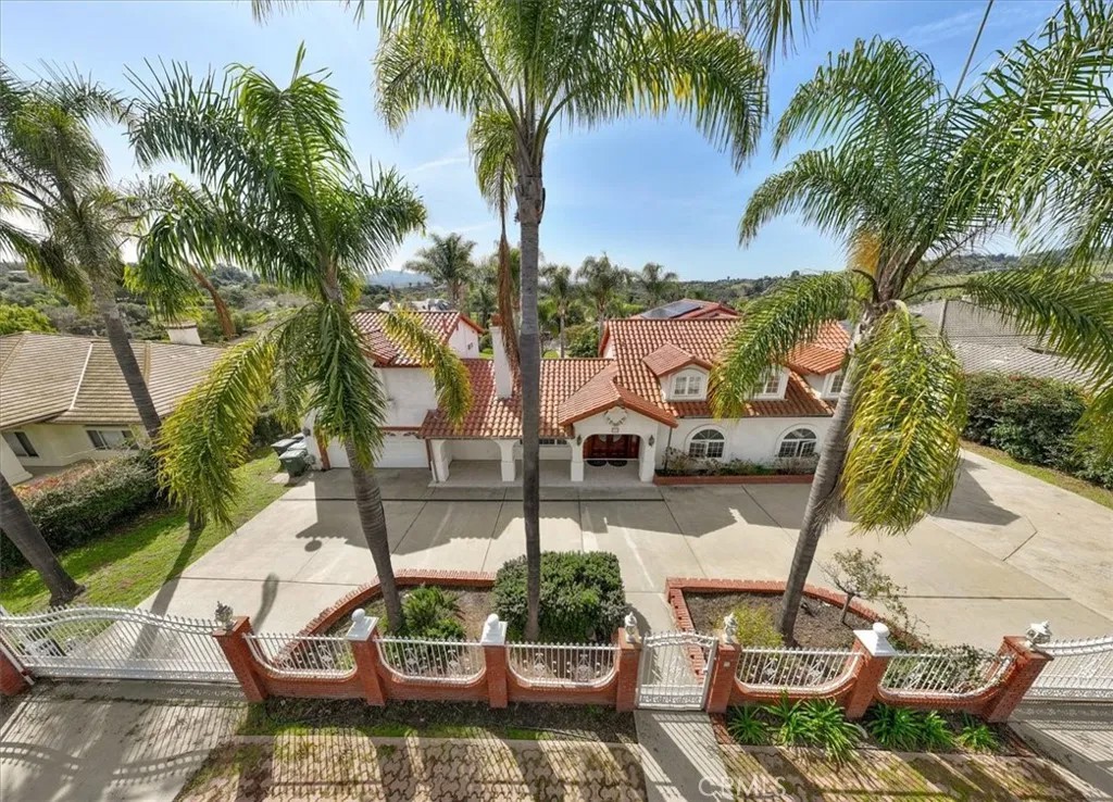 354 Rancho Camino