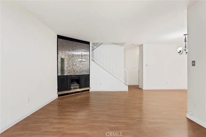 8031 Canby Ave 4