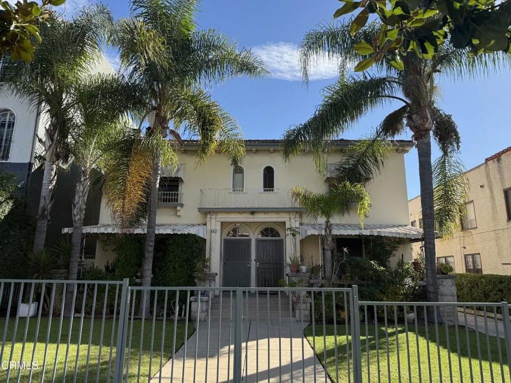 Photo of 144 S Berendo Street, Los Angeles, CA 90004 (MLS # P1-24646)