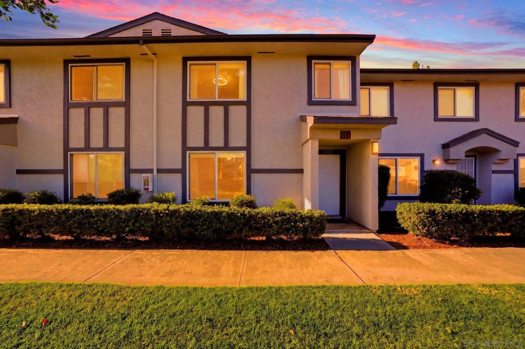 Photo of 10320 Del Coronado Ln, Santee, CA 92071 (MLS # 260012569)