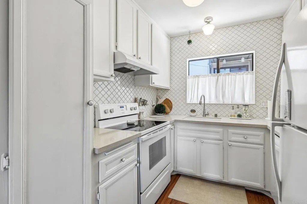 6725 Mission Gorge Road 202A
